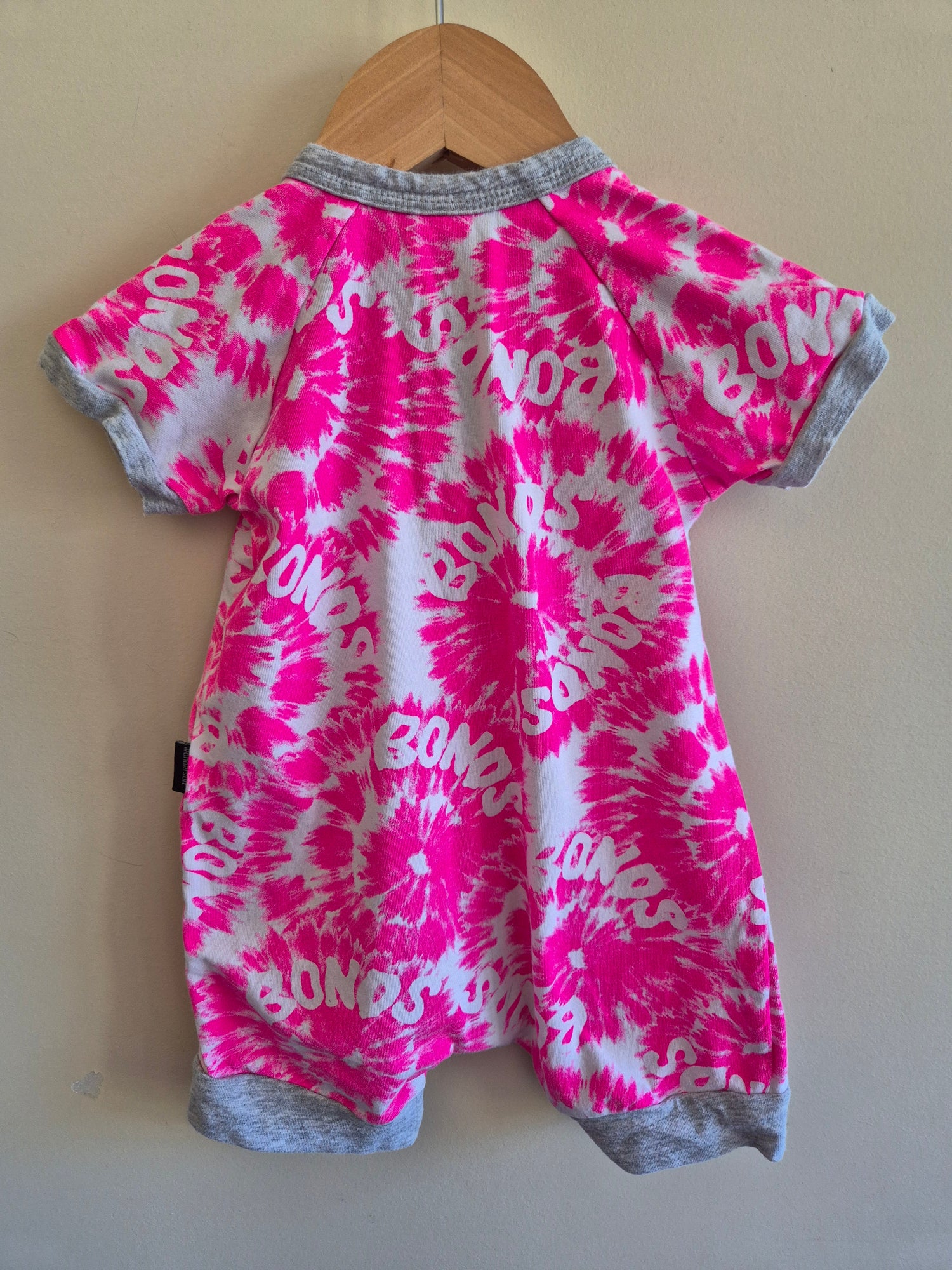 Bonds Wondersuit Romper Size 00