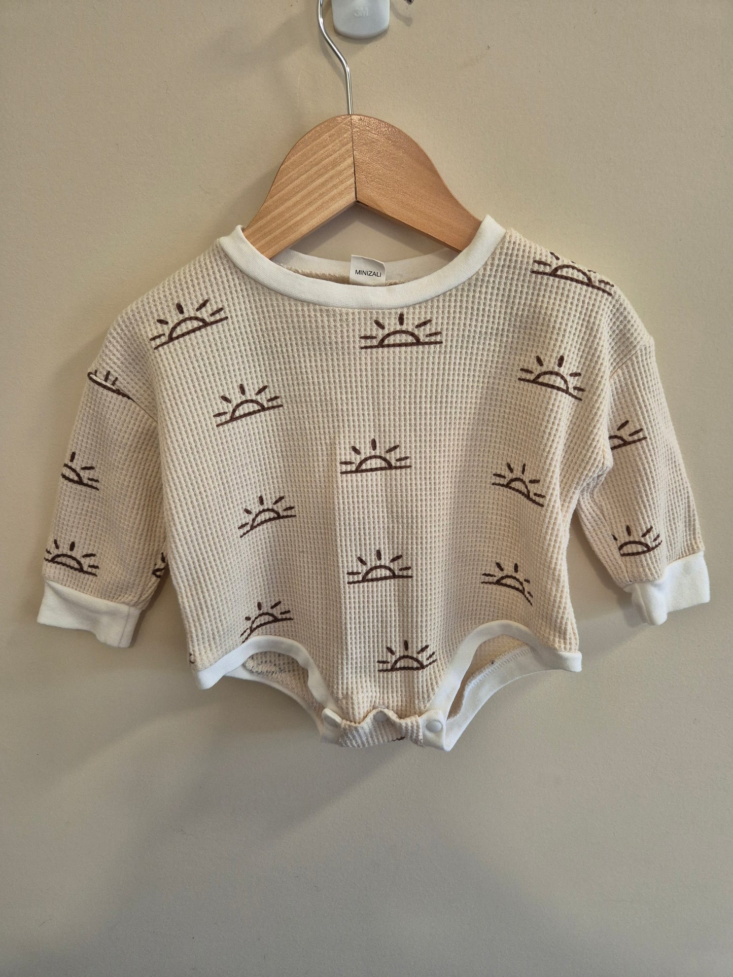 Mini Zali Long Sleeve Romper Size 000