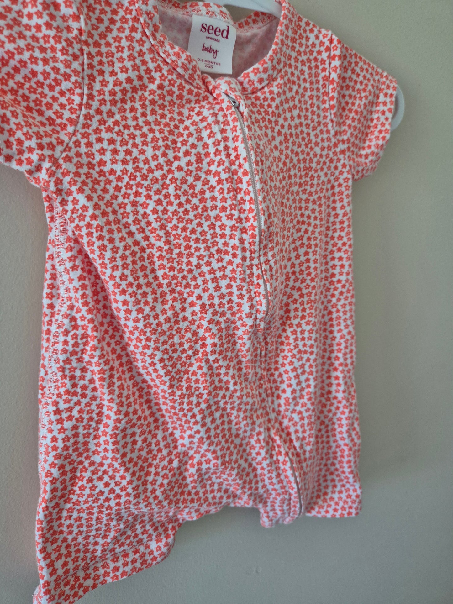 Seed Star Romper Size 000