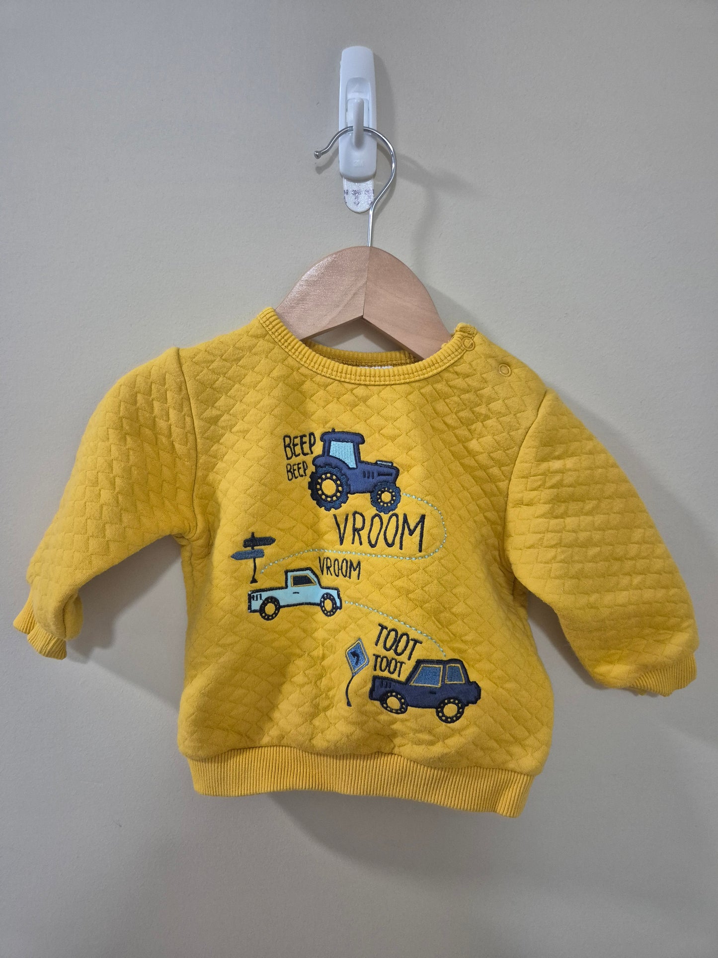 Ollies Place Yellow Vehicle Jumper Size 00