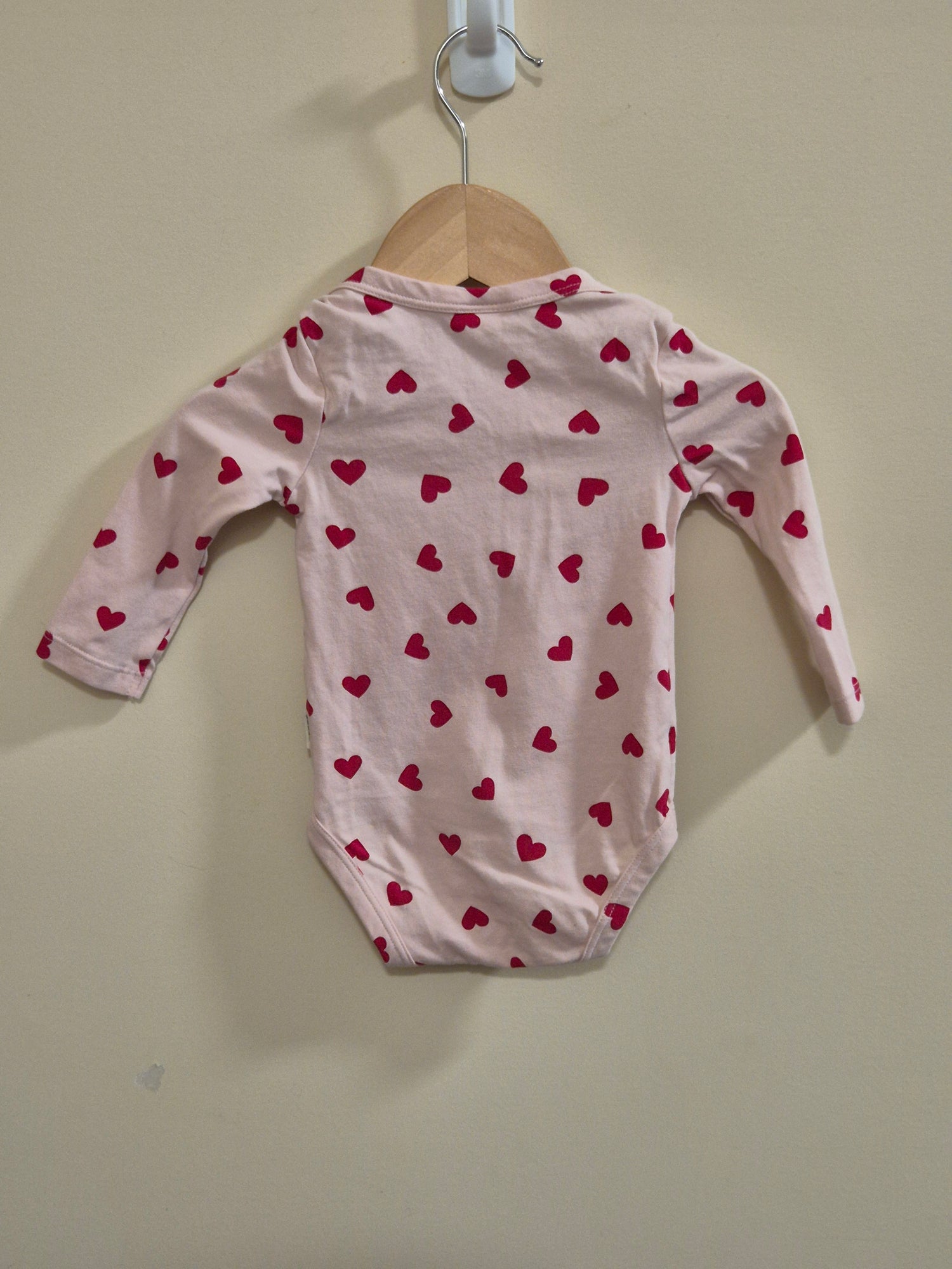 Bonds Love Heart Long Sleeve Bodysuit Size 000