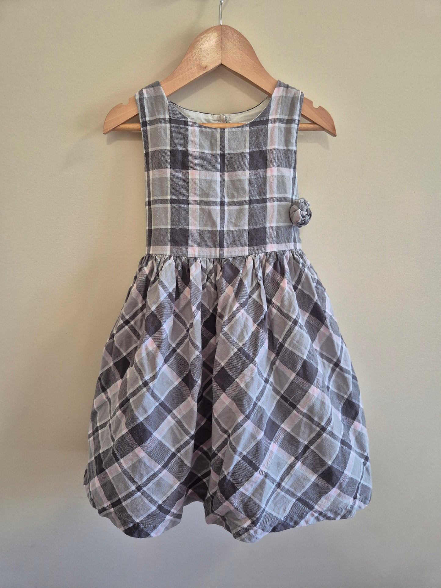 Ollies Place Grey Dress Size 4