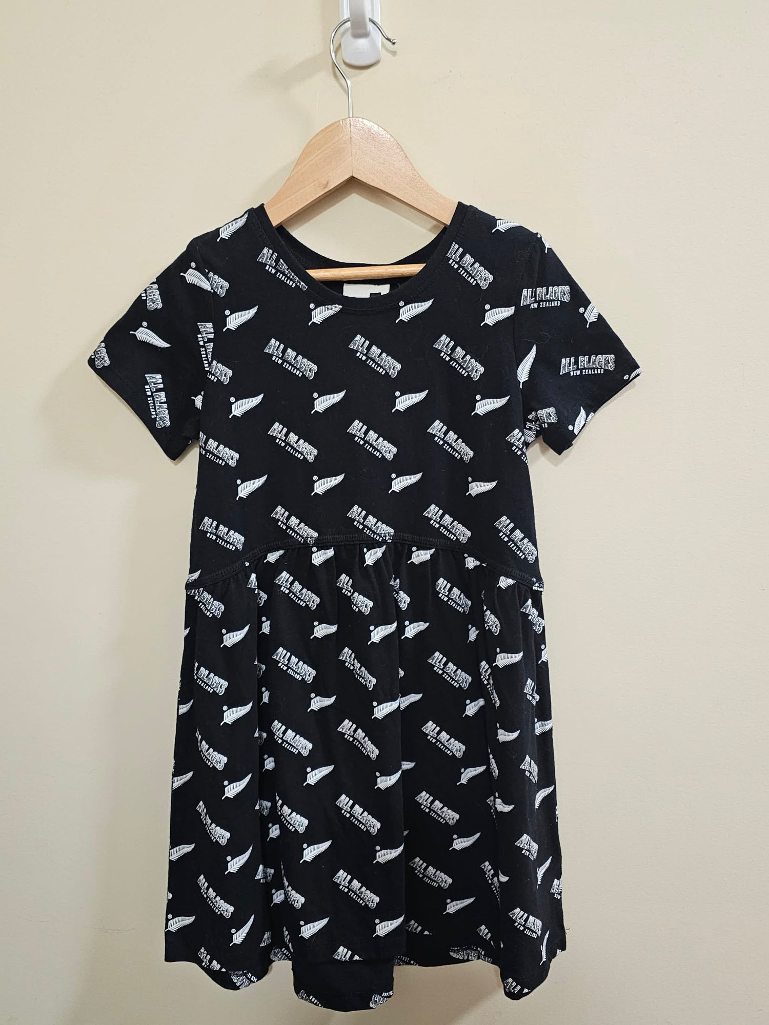 BNWT Cotton On Kids All Blacks Dress Size 5
