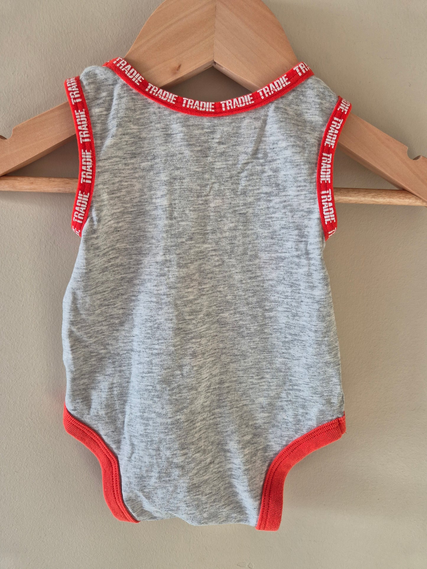 Tradie Where's Wally  - 0000