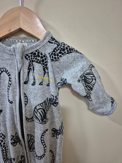 Newborn Safari Bonds Wondersuit 🦒