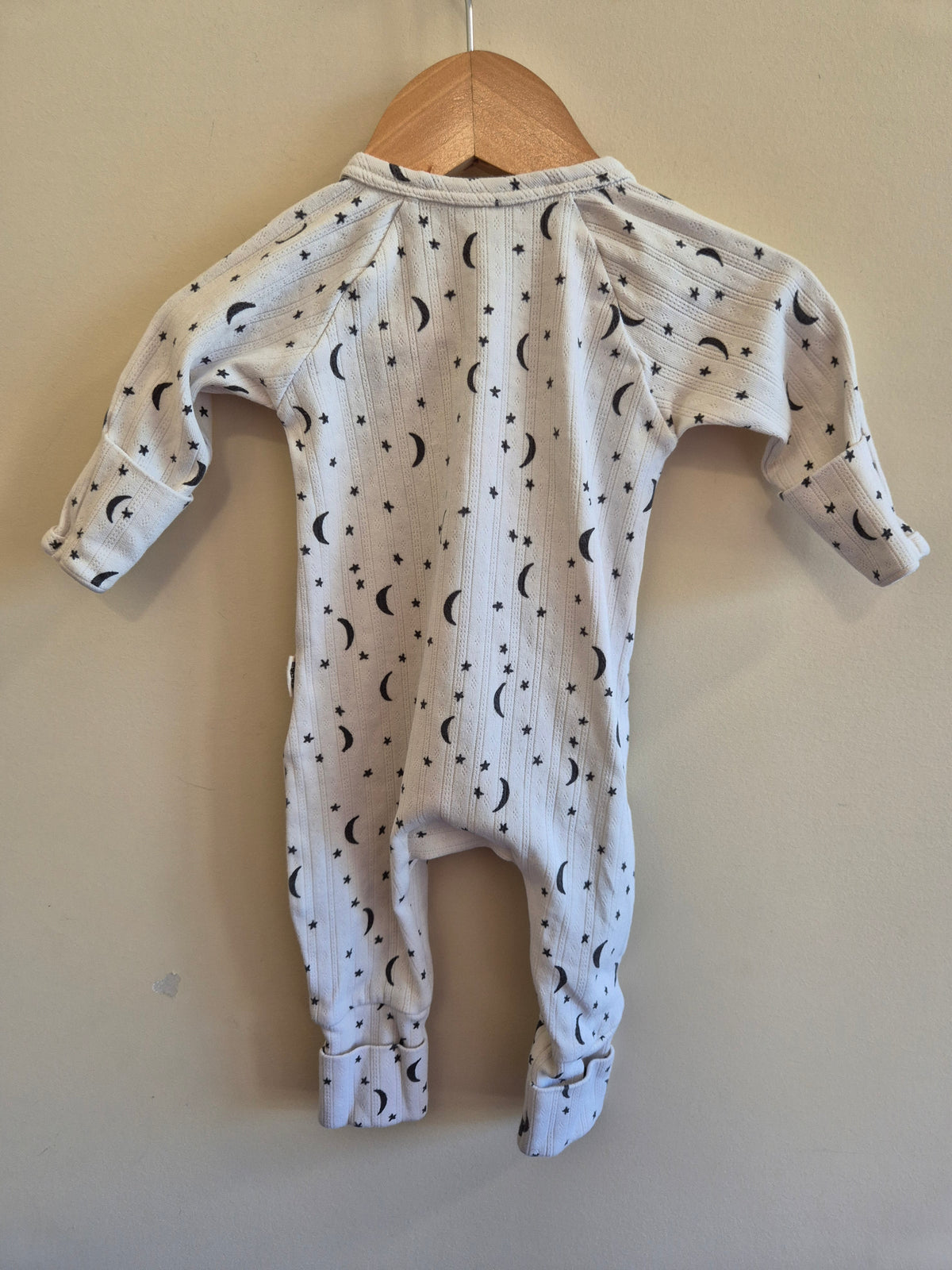 Bonds Cozysuit Size 0000