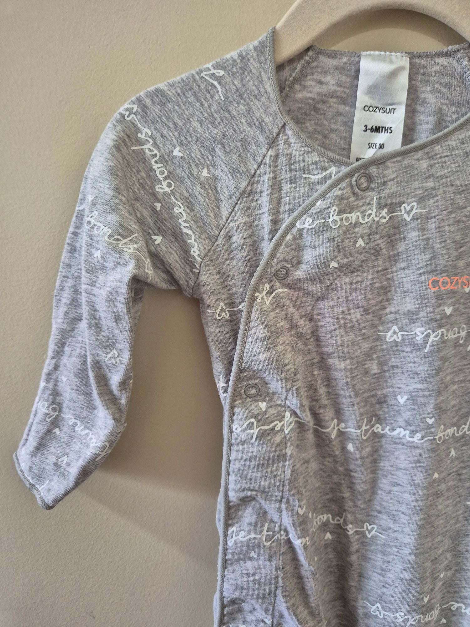 BONDS Grey Cozysuit - Size 00