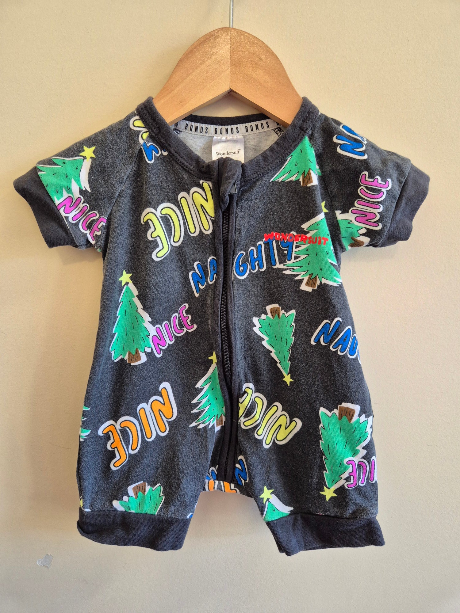 Bonds Christmas Wondersuit Size 0000