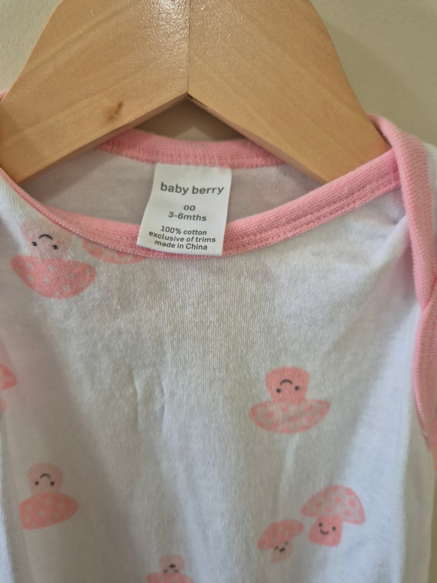 Pink Mushroom Bodysuit - 00🍄