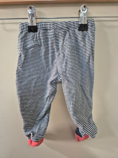 Carter Size 000 Closed Footed Leggings