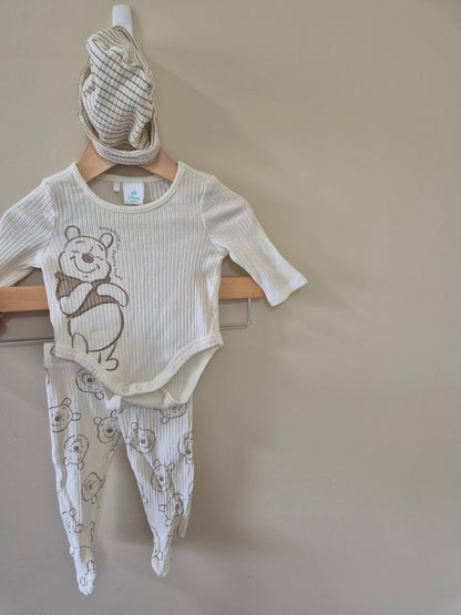 Newborn Winnie The Pooh Set