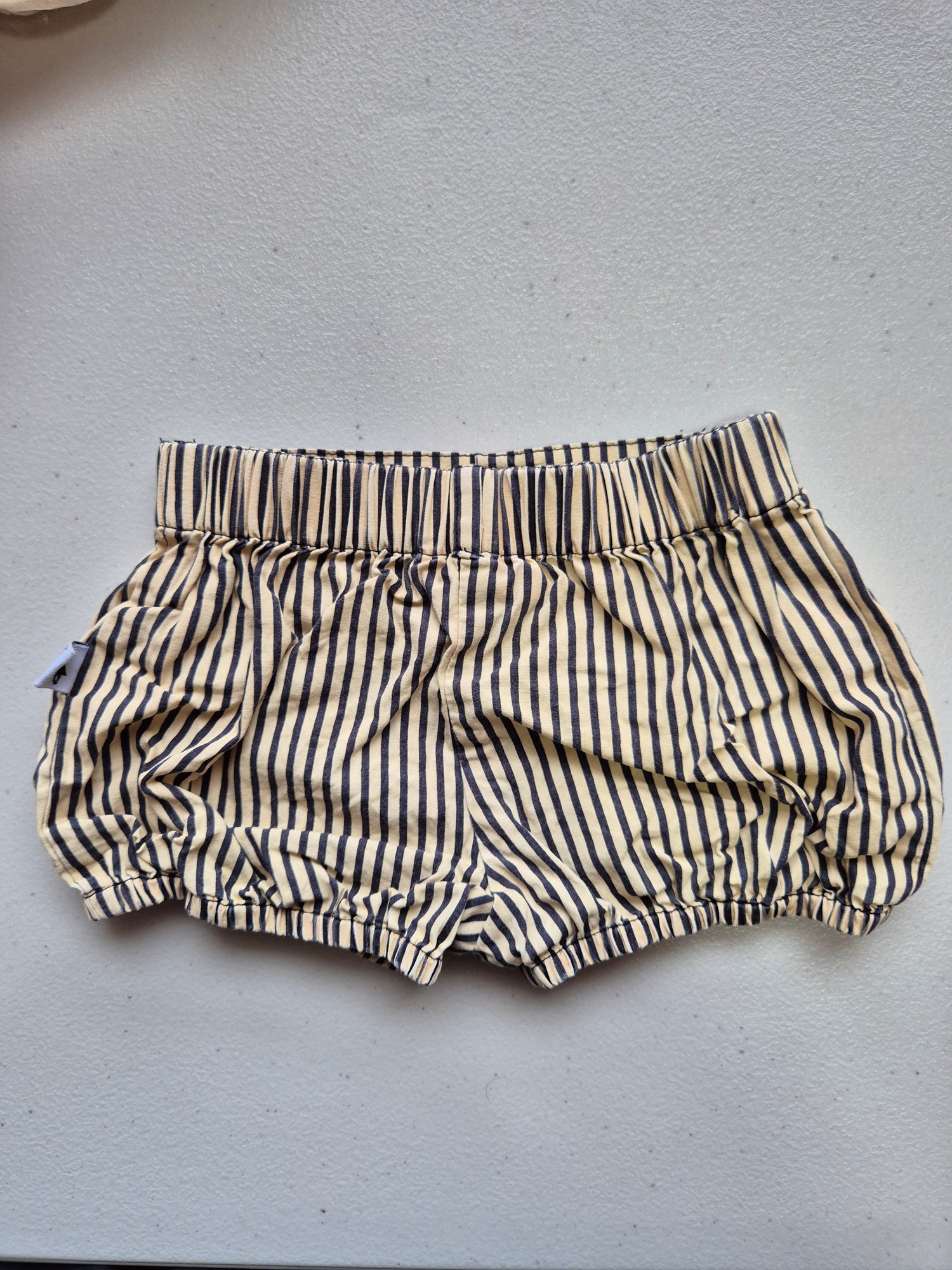 Lacy Lane Shorts - Size 00