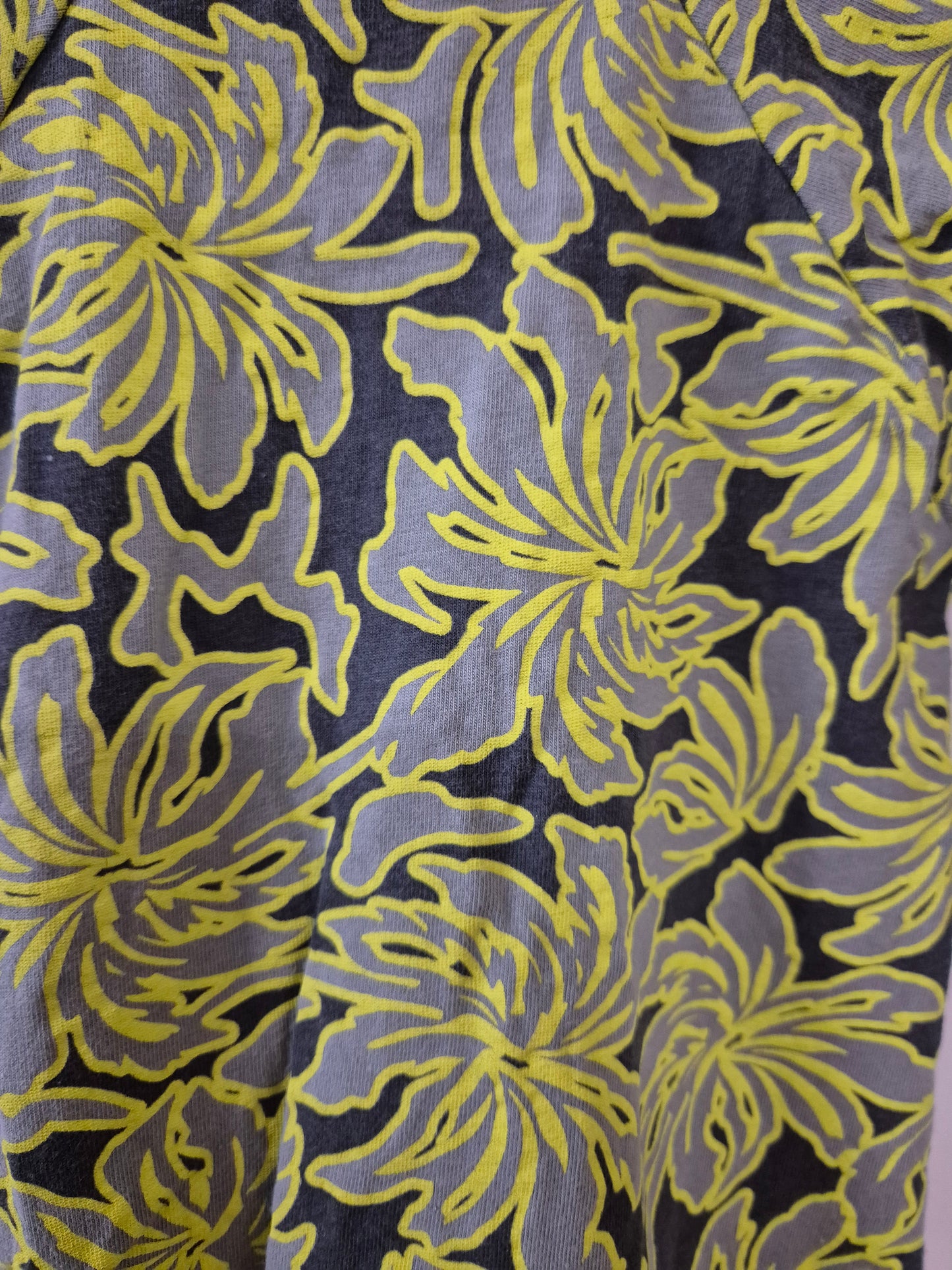 BONDS Onesie Size 3-6 months