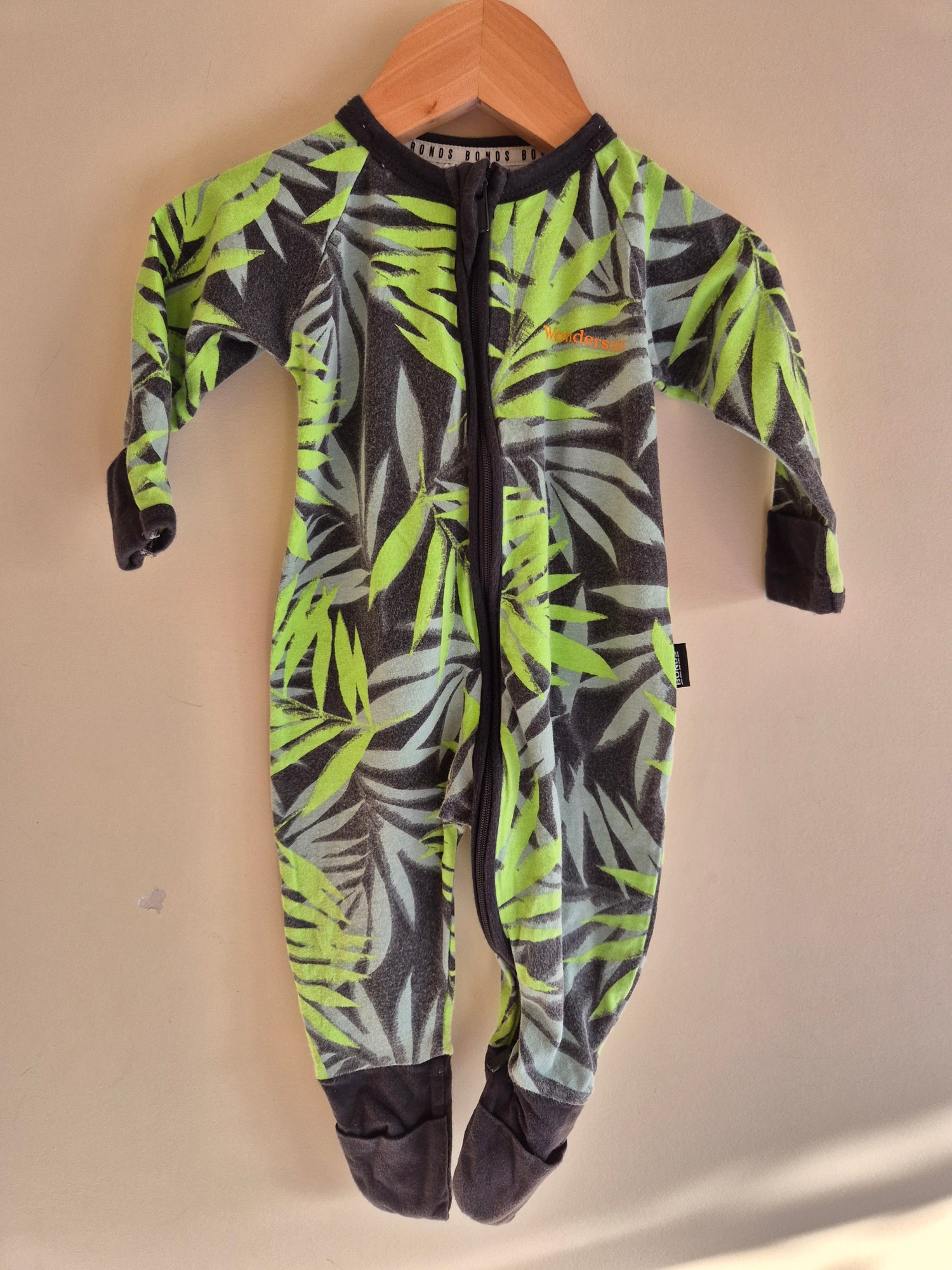 Bonds Wondersuit Leaves Size 00