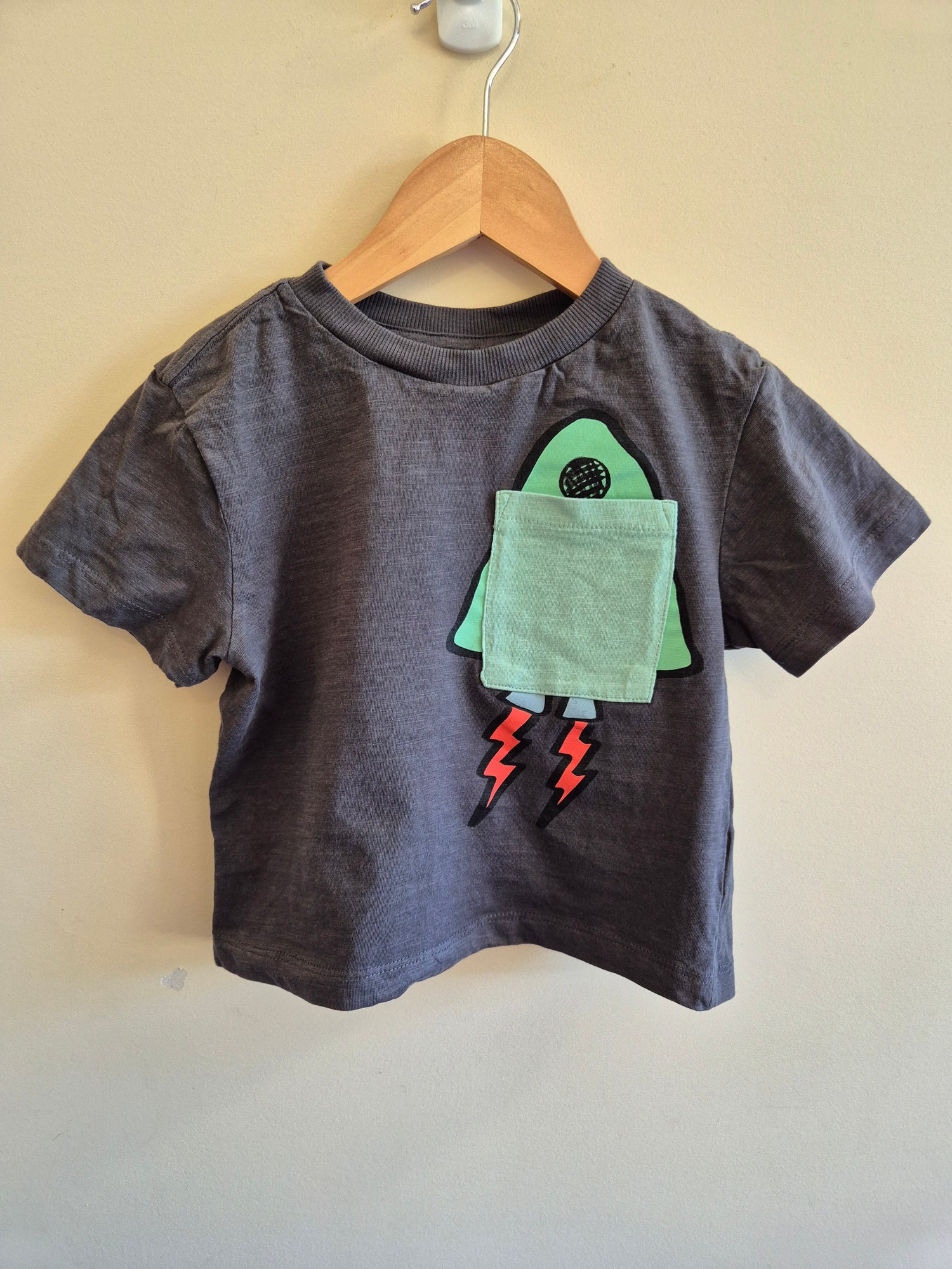 Target Rocket T-Shirt Size 2