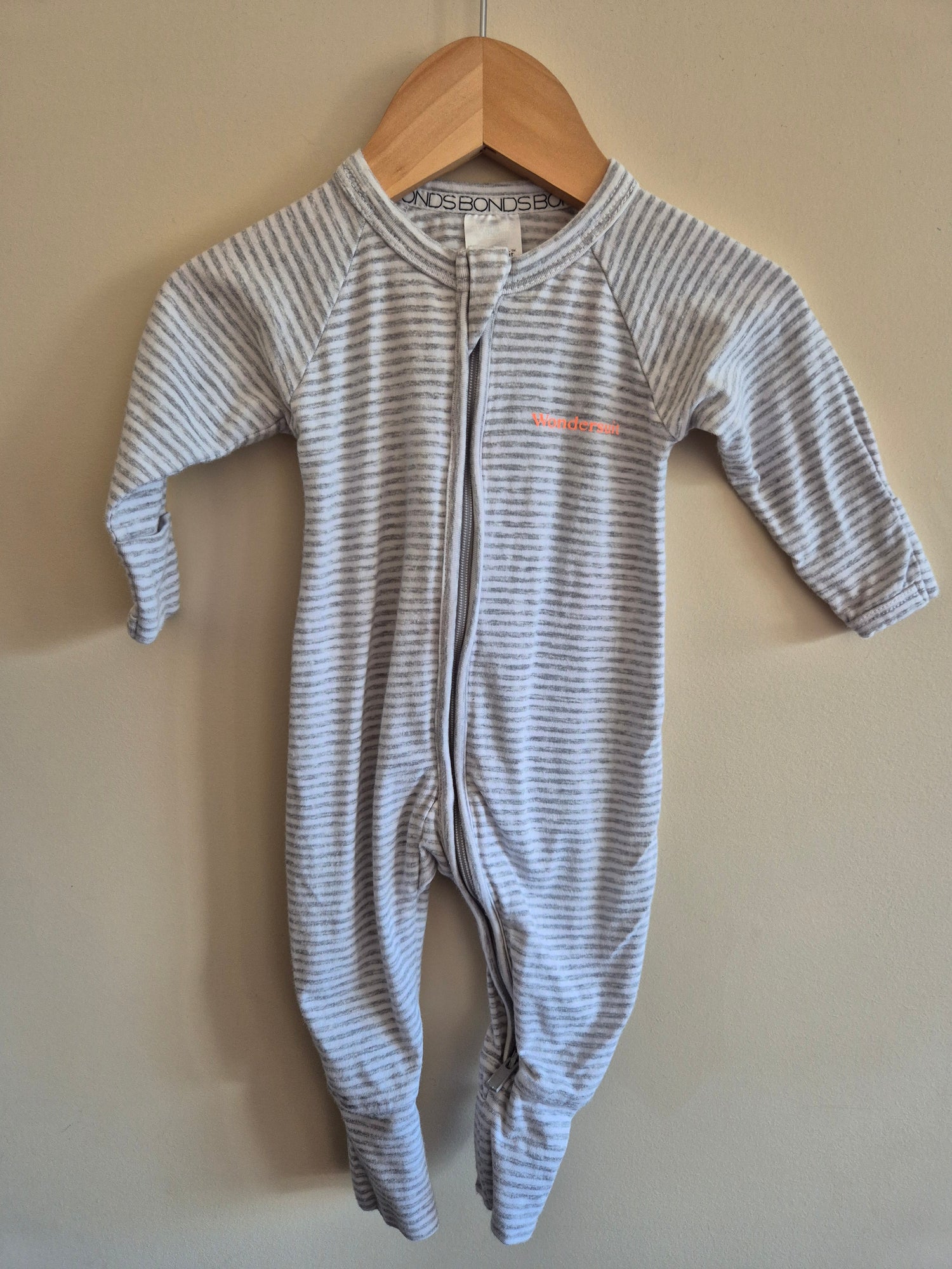 Bonds Wondersuit Grey Stripes Size 000