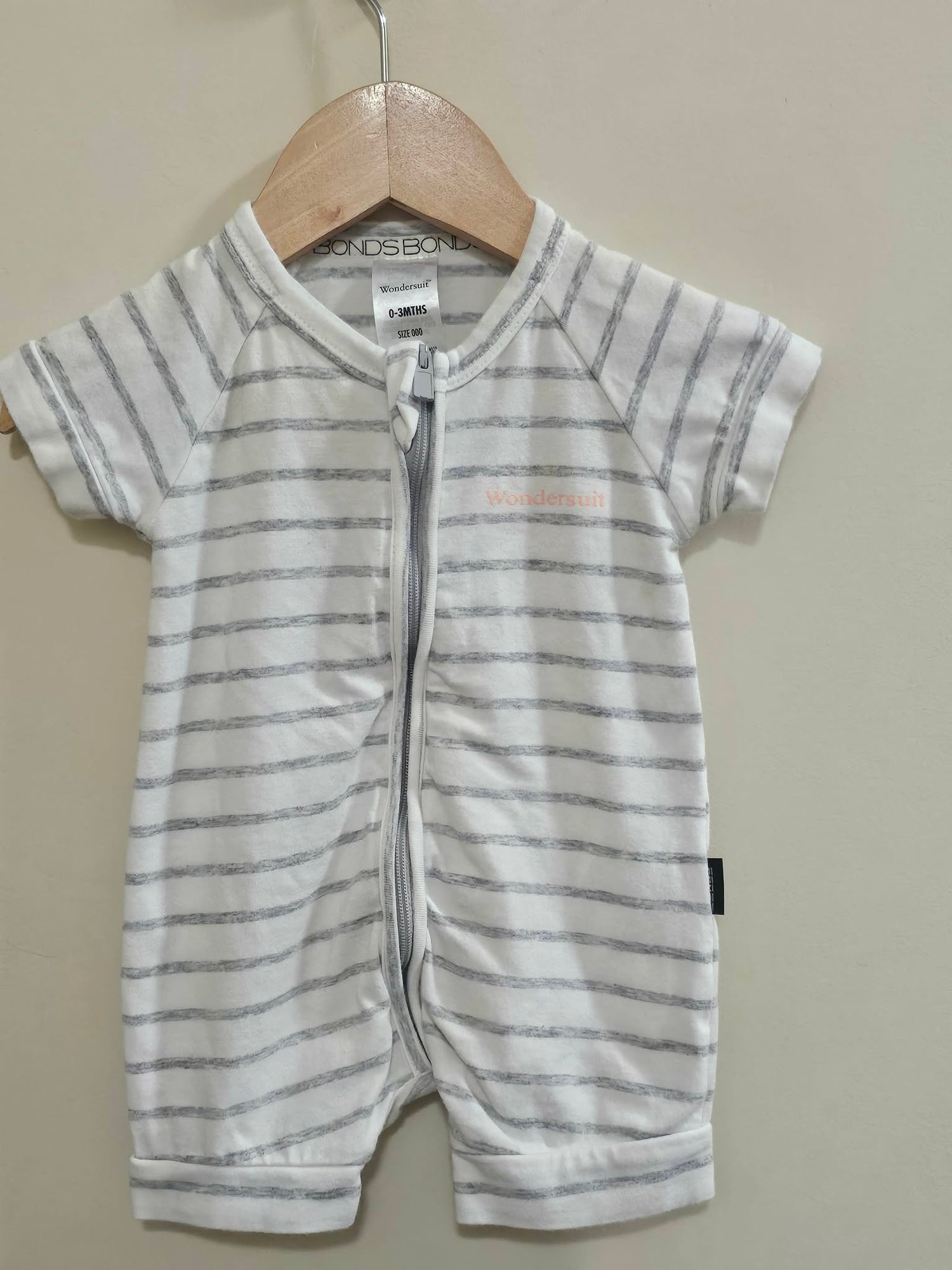Bonds Wondersuit Romper Size 000