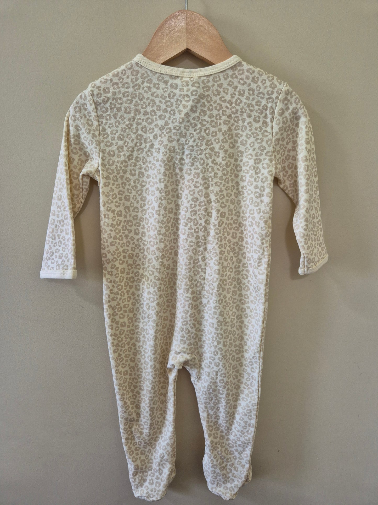 BNWT Cheetah Print Onesie 🐆 - 0