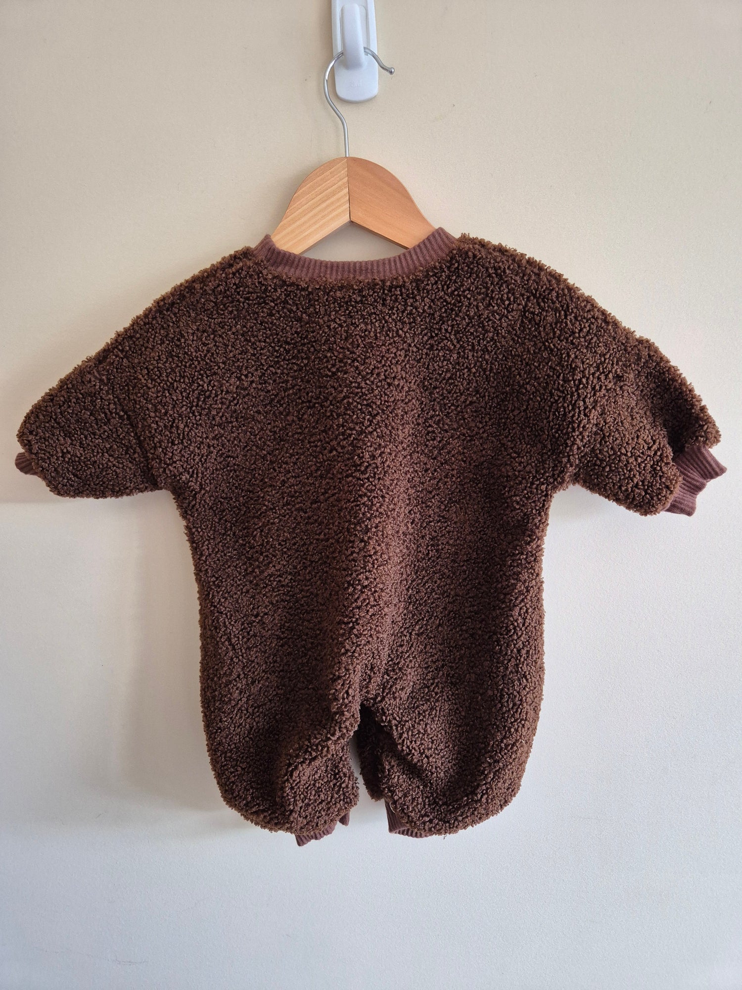 Cinnamon Baby Onesie Size 000