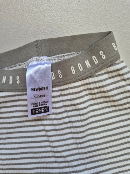 Newborn Ribbed Closed foot leggings