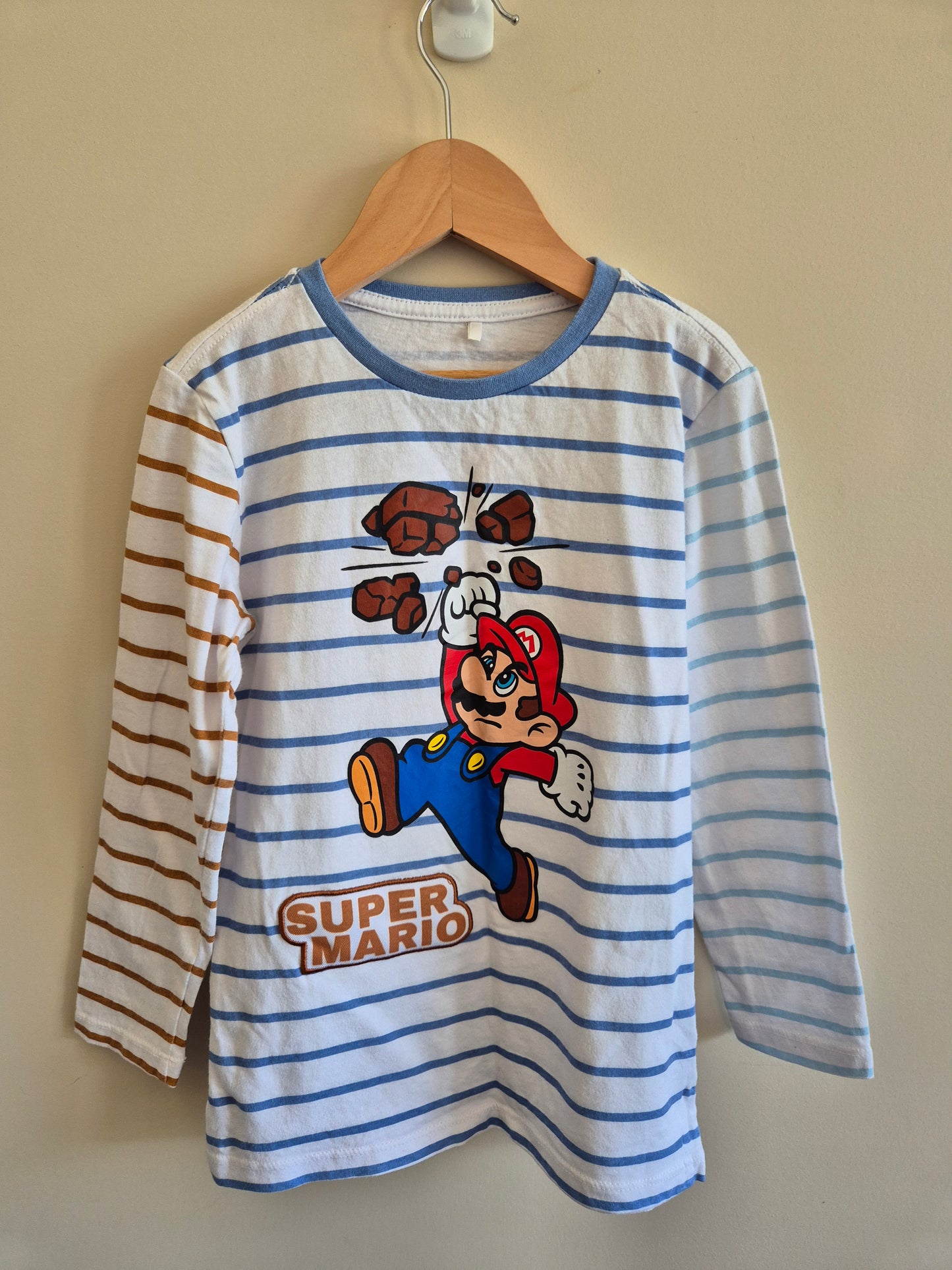 Super Mario Long Sleeve Size 7