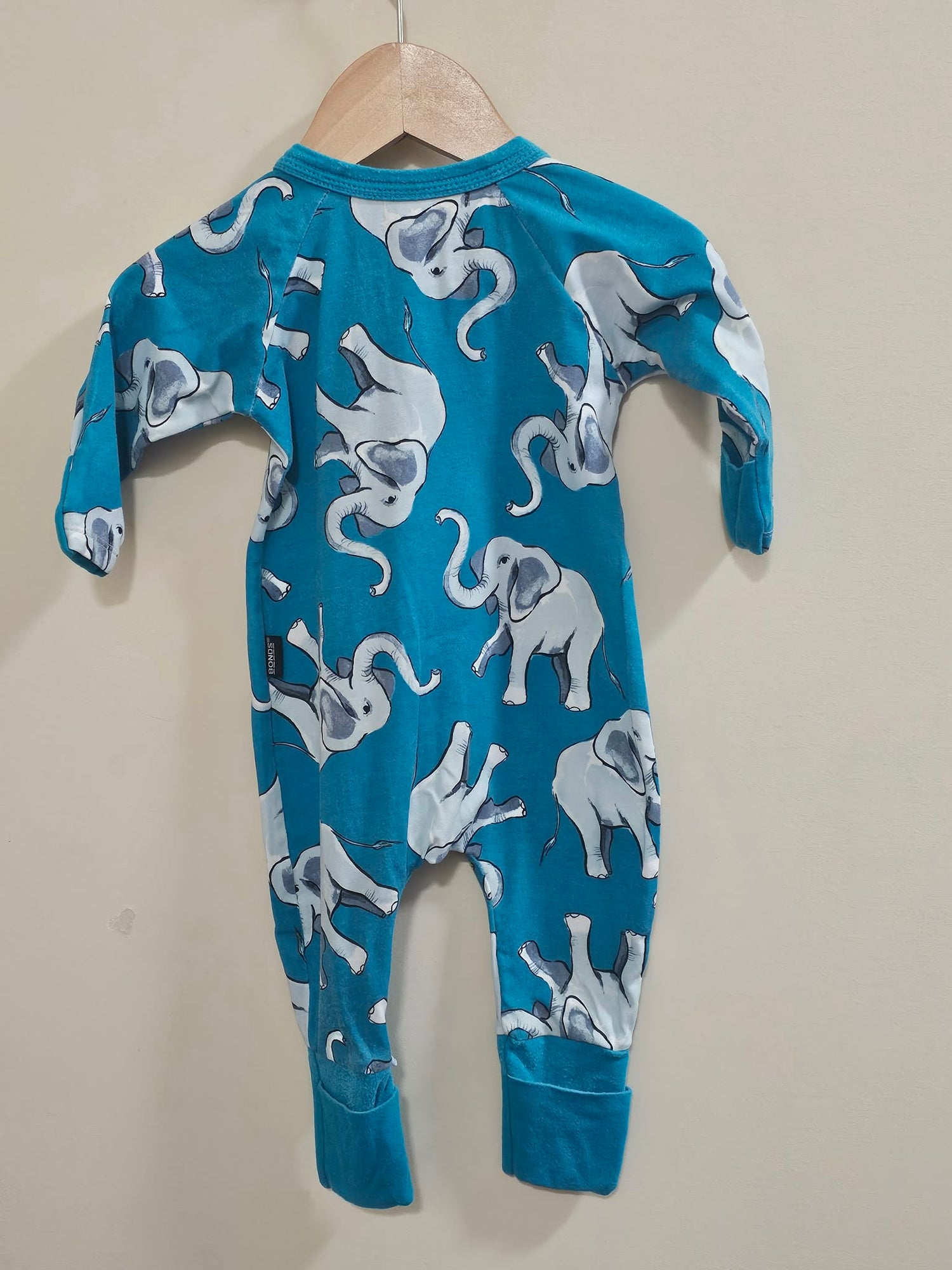 Bonds Elephant Wondersuit Size 000