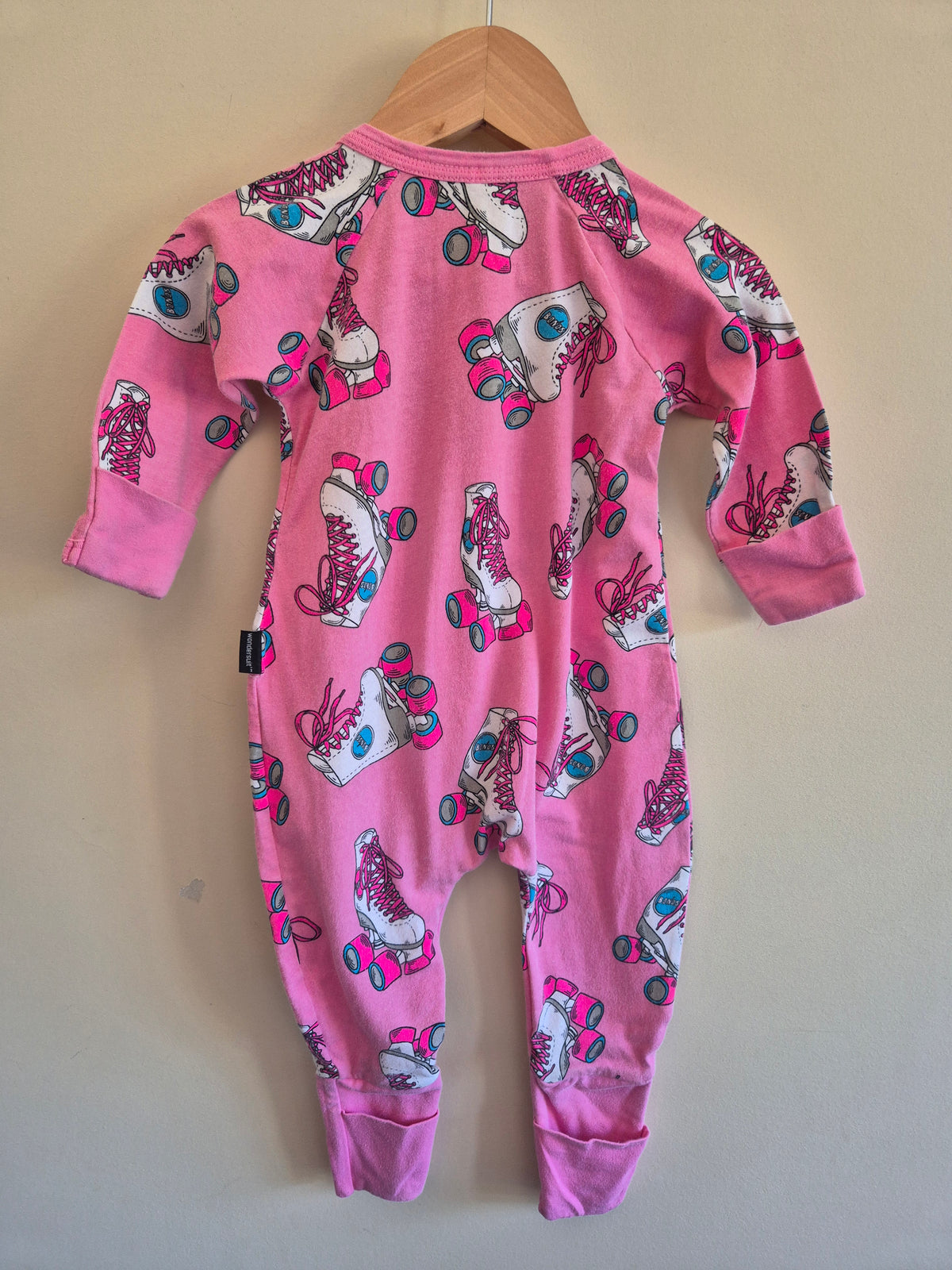 Bonds Roller-skates Wondersuit Size 00