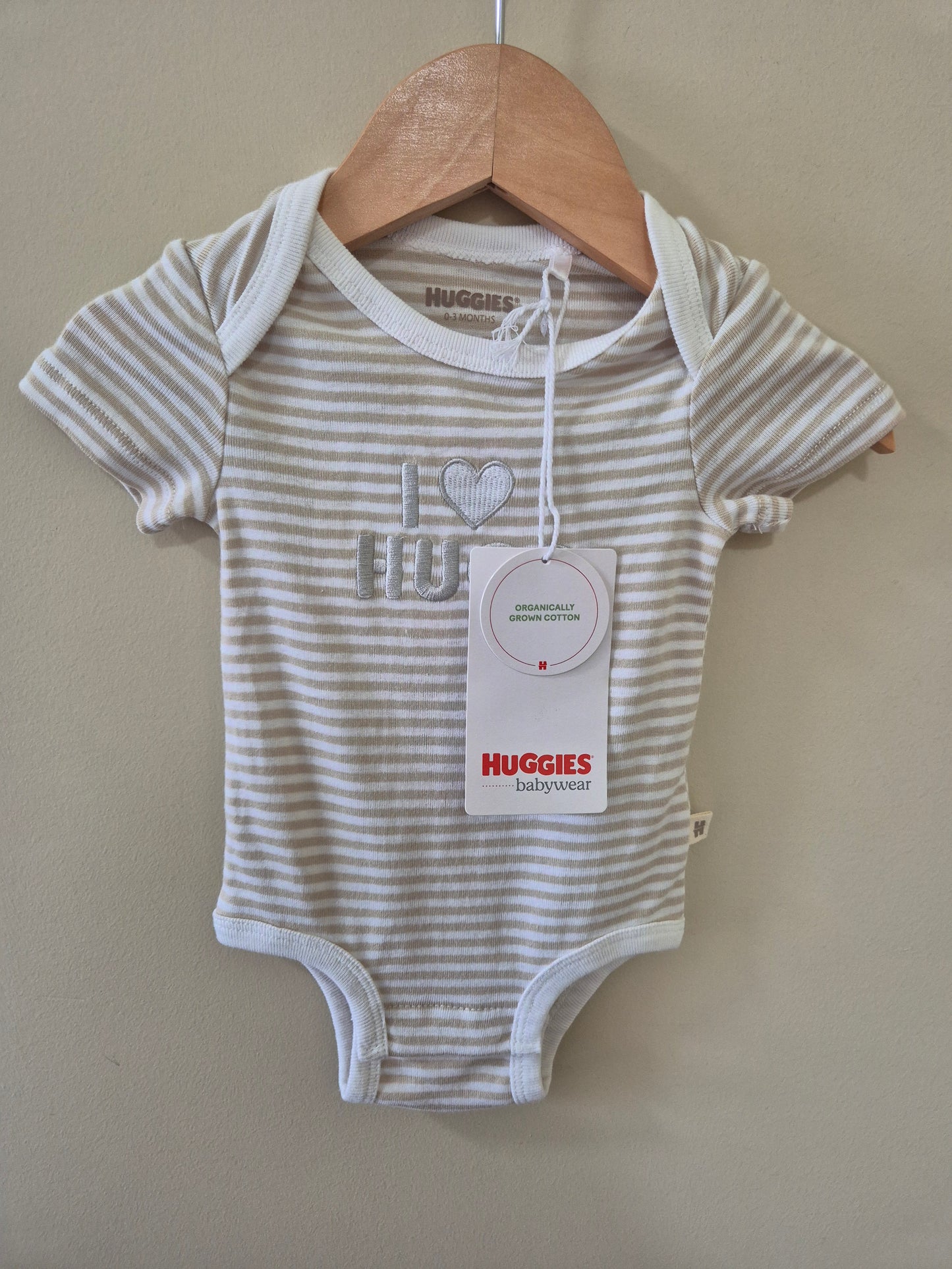 BNWT Huggies Outfit Set Size 000
