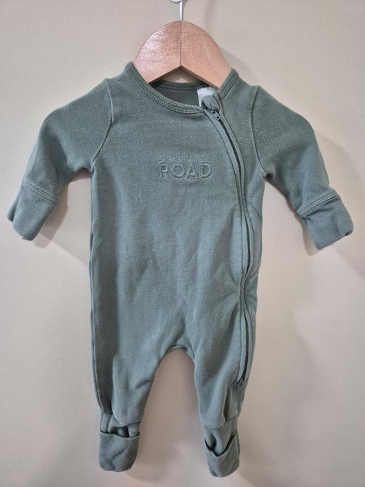 Country Road Green Onesie Size 0000